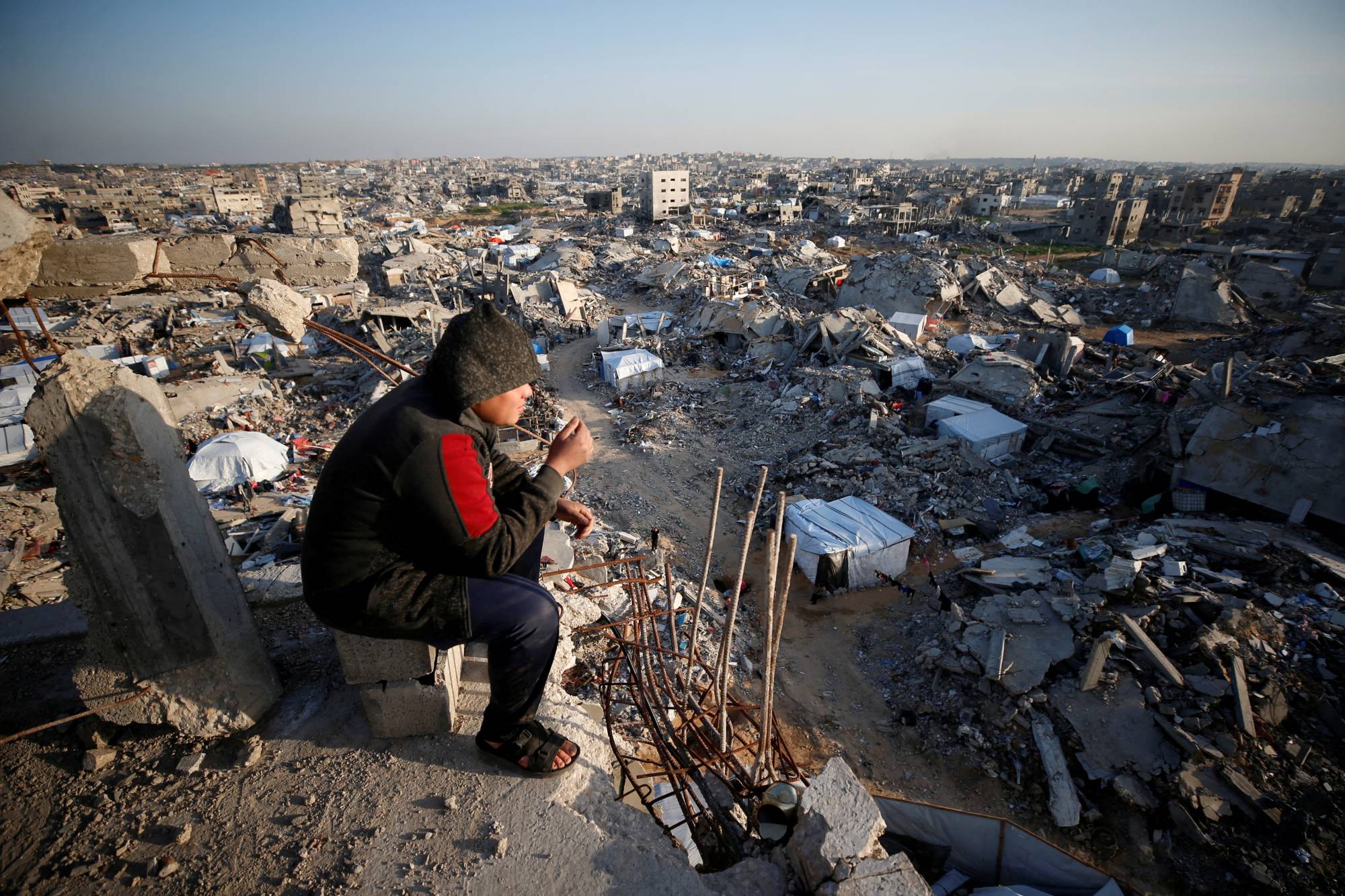War Days – Fragmented Lives